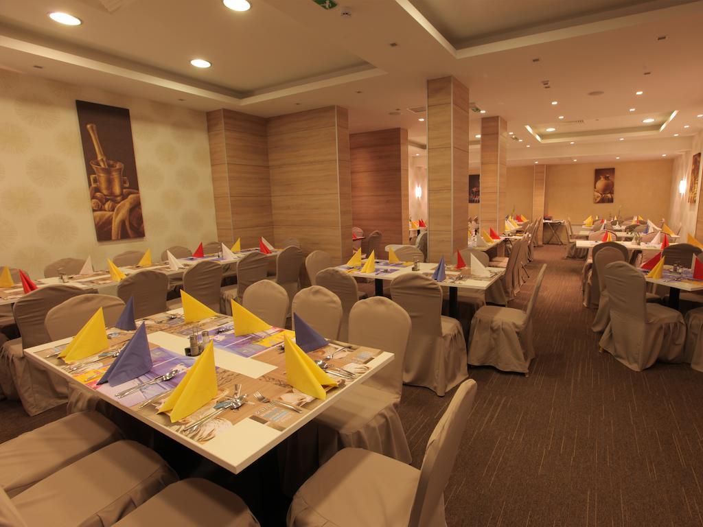 Hotel Angella Копаоник Екстер'єр фото