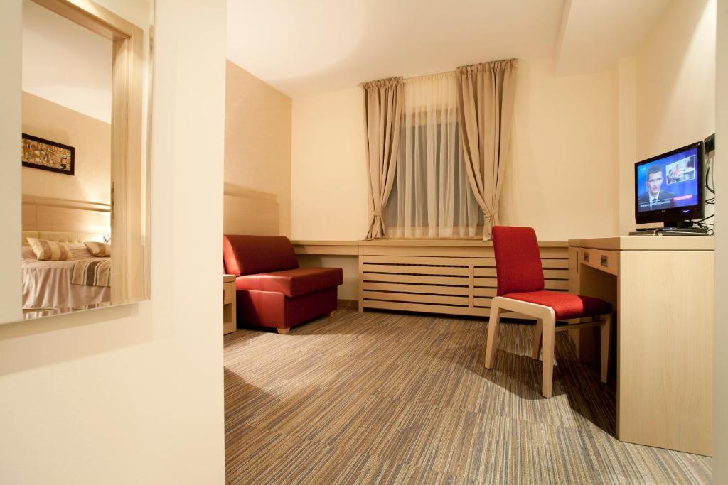 Hotel Angella Копаоник Екстер'єр фото